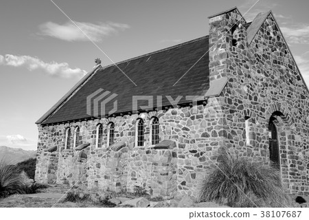 [單色]特卡波湖上的好牧羊人教堂 38107687