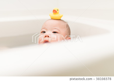bathing bathing 38108378