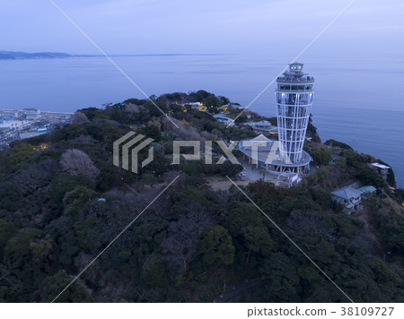 無人機，江之島，燈塔，夜景的鳥瞰圖 38109727