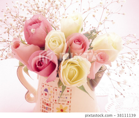 浪漫的花朵設計,展示心態,用愛抒情。 浪漫的花朵設計,展示心態,用愛抒情。 38111139