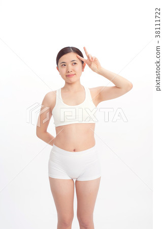 Portrait young lady 38111722