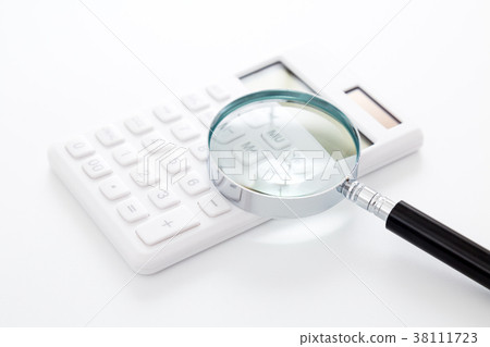 A calculator 38111723