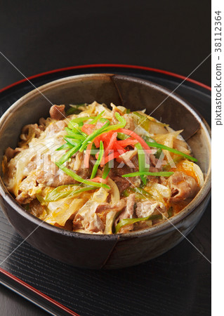牛肉陌生人碗 38112364
