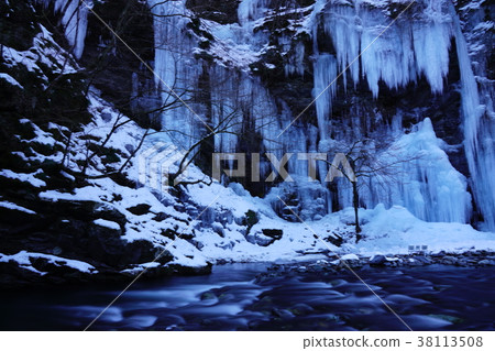 (Saitama Prefecture) The thirty icings of ice 38113508