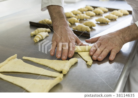 confectioner 38114635