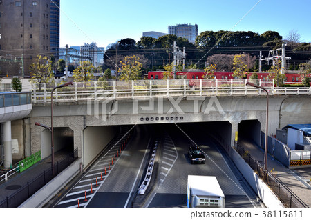 Yatsuyama underpass of Kitashinagawa Yatsuyama underpass of Kitashinagawa 38115811