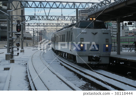Hokuto No. Kiha 183 series 38118444