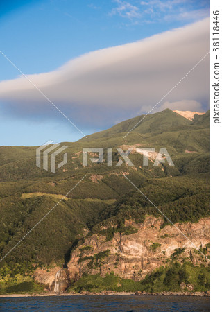 從Kamirewakka的知床觀光船瀑布查看 38118446