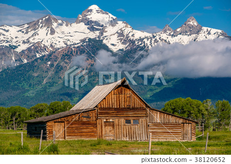 Old barn in Grand Teton Mountains Old barn in Grand Teton Mountains 38120652