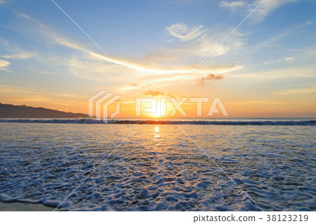 巴厘島日落 38123219