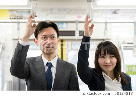 火車男女通勤射擊合作“京王電鐵有限公司” 火車男女通勤射擊合作“京王電鐵有限公司” 38124817