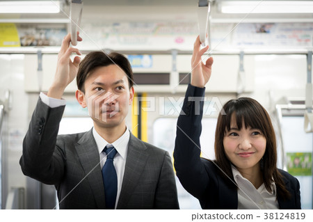 火車男女通勤射擊合作“京王電鐵有限公司” 火車男女通勤射擊合作“京王電鐵有限公司” 38124819