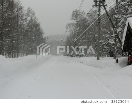 雪蓋 38125054