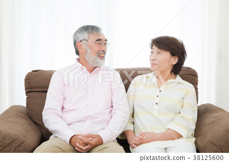 Old couple Senior Silver Generation Grandfather and Granny Old couple Senior Silver Generation Grandfather and Granny 38125600
