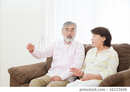 Old couple Senior Silver Generation Grandfather and Granny Old couple Senior Silver Generation Grandfather and Granny 38125606
