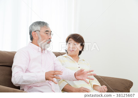 Old couple Senior Silver Generation Grandfather and Granny Old couple Senior Silver Generation Grandfather and Granny 38125607