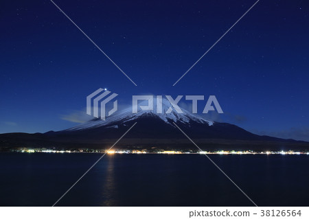 Night view of Mt. Fuji seen from Lake Yamanaka Night view of Mt. Fuji seen from Lake Yamanaka 38126564