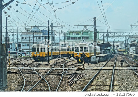 當地火車(HDR) 當地火車(HDR) 38127560