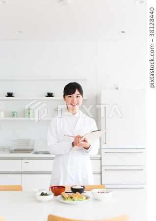 控制營養師 控制營養師 38128440