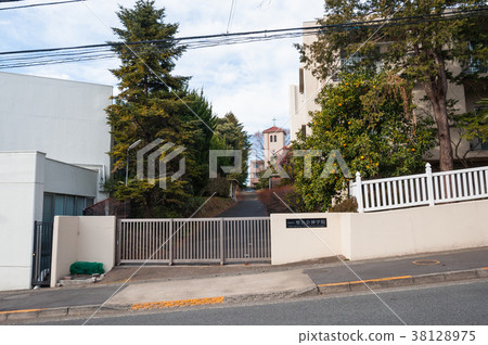 東京世田谷步行,瑜伽1丁目Shingakuin教堂 東京世田谷步行,瑜伽1丁目Shingakuin教堂 38128975