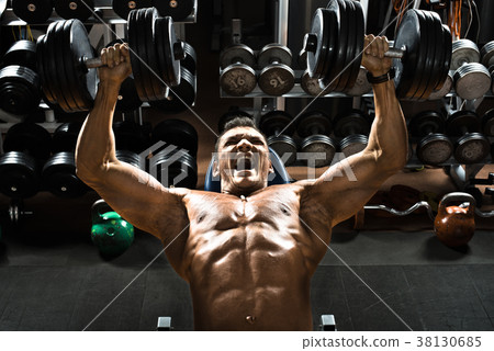 bodybuilder bodybuilder 38130685