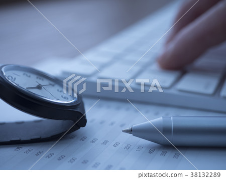 Business image · document · keyboard · clock 38132289