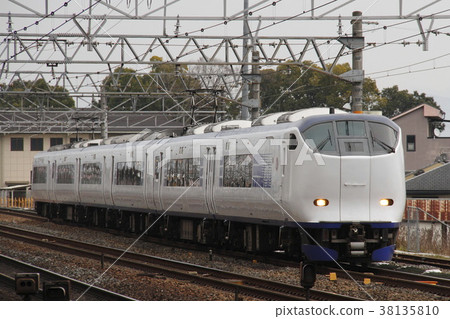 Series 281 Limited Express Haruka 38135810