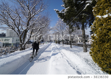 Sapporo Shiroishi Cycling Road (Near Shiroishi Kokoro Nangotsu 14th Street) Sapporo Shiroishi Cycling Road (Near Shiroishi Kokoro Nangotsu 14th Street) 38136330