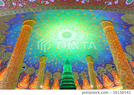 Wat Pak Nam 38136542