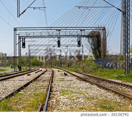 Railway Railway 38136741