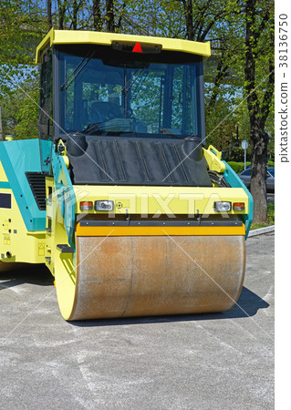 Road Roller 38136750