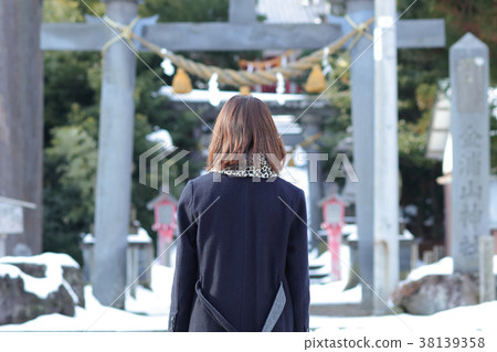Exam pass prayer mother Shinto shrine image 38139358