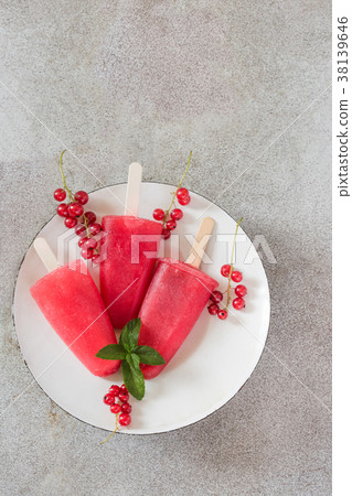 Homemade ice cream of red currant. Frozen drinks. 38139646