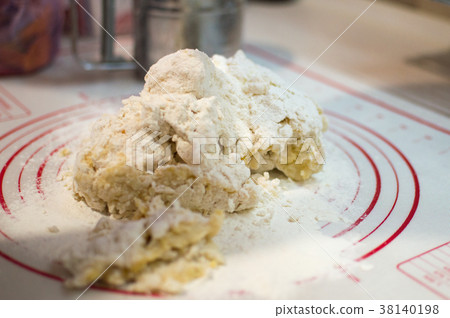 Close-up view of the raw dough ready for kneading 38140198