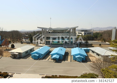 Panmunjom 38142527