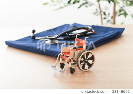 Medical image 38146661