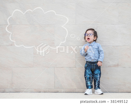 Closeup kid say something action with text box  38149512