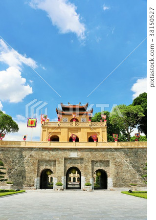 Vietnam Thang Long Ruins 38150527