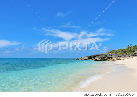 沖繩夏天藍天和藍色海 38150569
