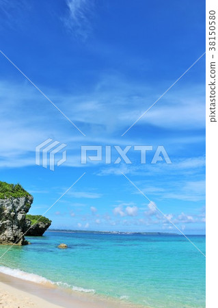 沖繩夏天藍天和沙子海灘 38150580