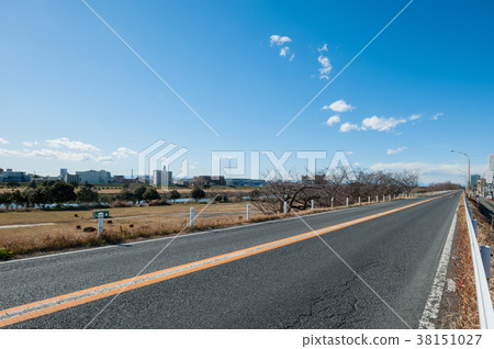 東京世田谷步行，東京，世田谷區，Noge 2丁目多摩堤道 38151027