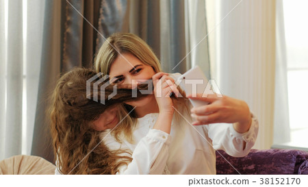 family mom kid parenting leisure fun selfie smile 38152170