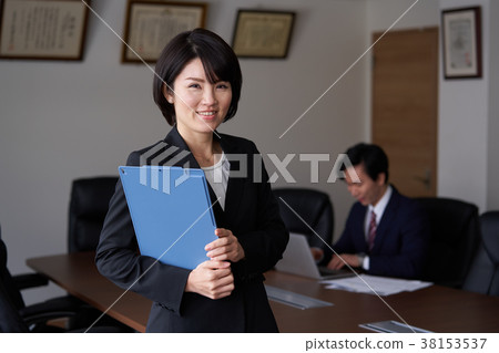 Business woman 38153537