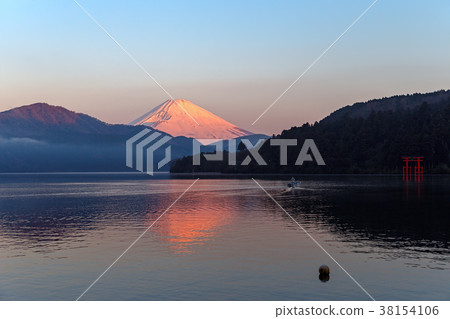富士山(三井湖,三月) 富士山(三井湖,三月) 38154106