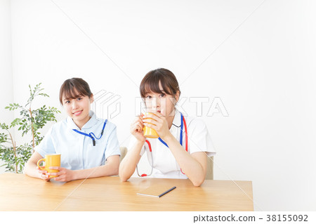 護士休息一下 護士休息一下 38155092
