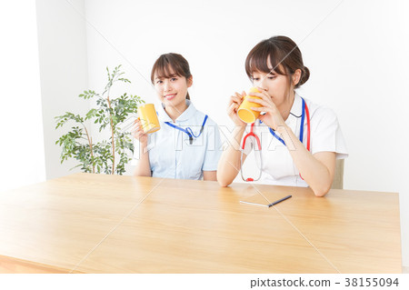 護士休息一下 護士休息一下 38155094