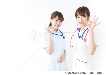 Female nurse who signs OK 38164889