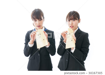 Young business woman and salary 38167385