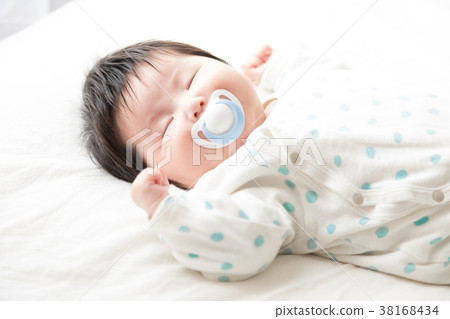 剛出生的嬰兒寶寶 38168434