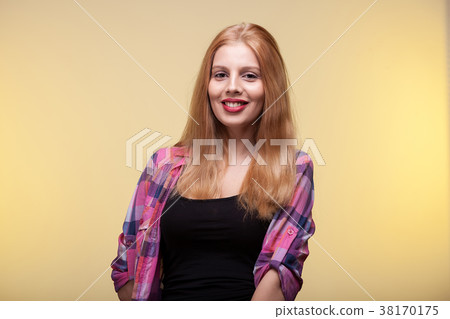 Portrait of beautiful smiling blonde 38170175